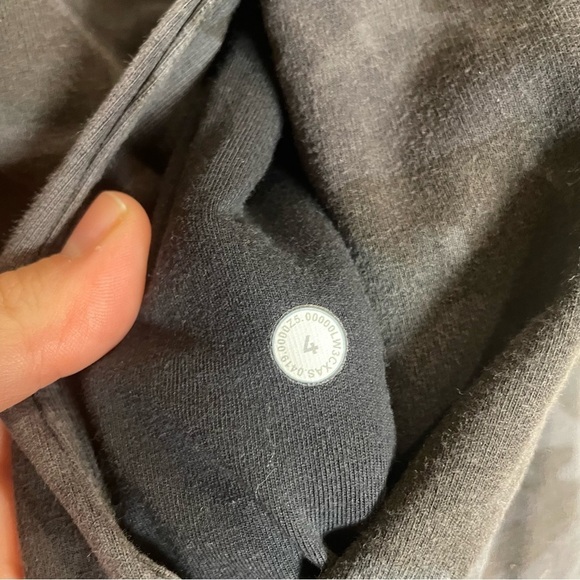 Lululemon Scuba Crew Incognito Camo Multi Grey Size 4 - Picture 8 of 8